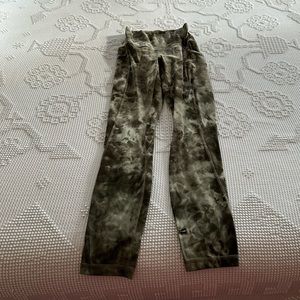 LULULEMON ALIGN HIGH RISE PANT WITH POCKETS 25” SIZE 4